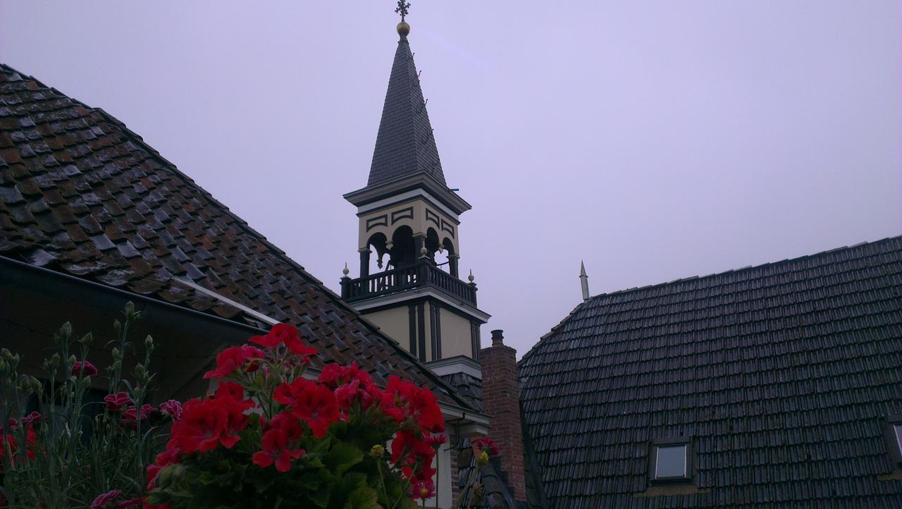 Logement 'De Witte Klok' Oude Bildtzijl Exterior foto